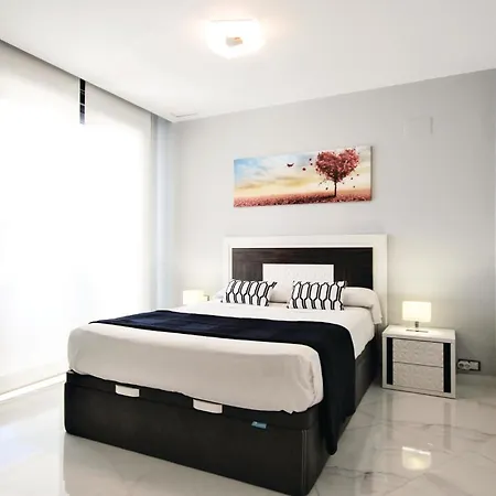 Beautiful In Elche With Kitchenette